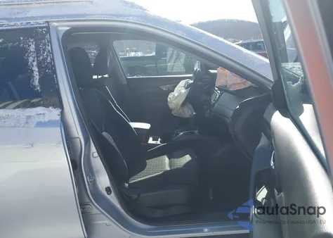 2017 Nissan Rogue Sv z USA, uszkodzony, nr VIN JN8AT2MV2HW253623